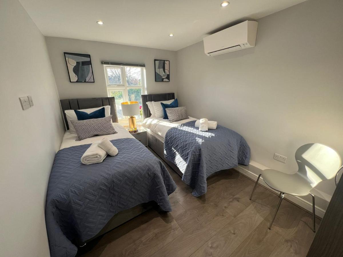 Aisiki Apartments At Stanhope Road, North Finchley, Airconditioned Multiple 2 Or 3-Bedroom, Pet-Friendly Duplex Flats, King Or Twin Beds, Airconditioned & Free Wi-Fi Exteriér fotografie
