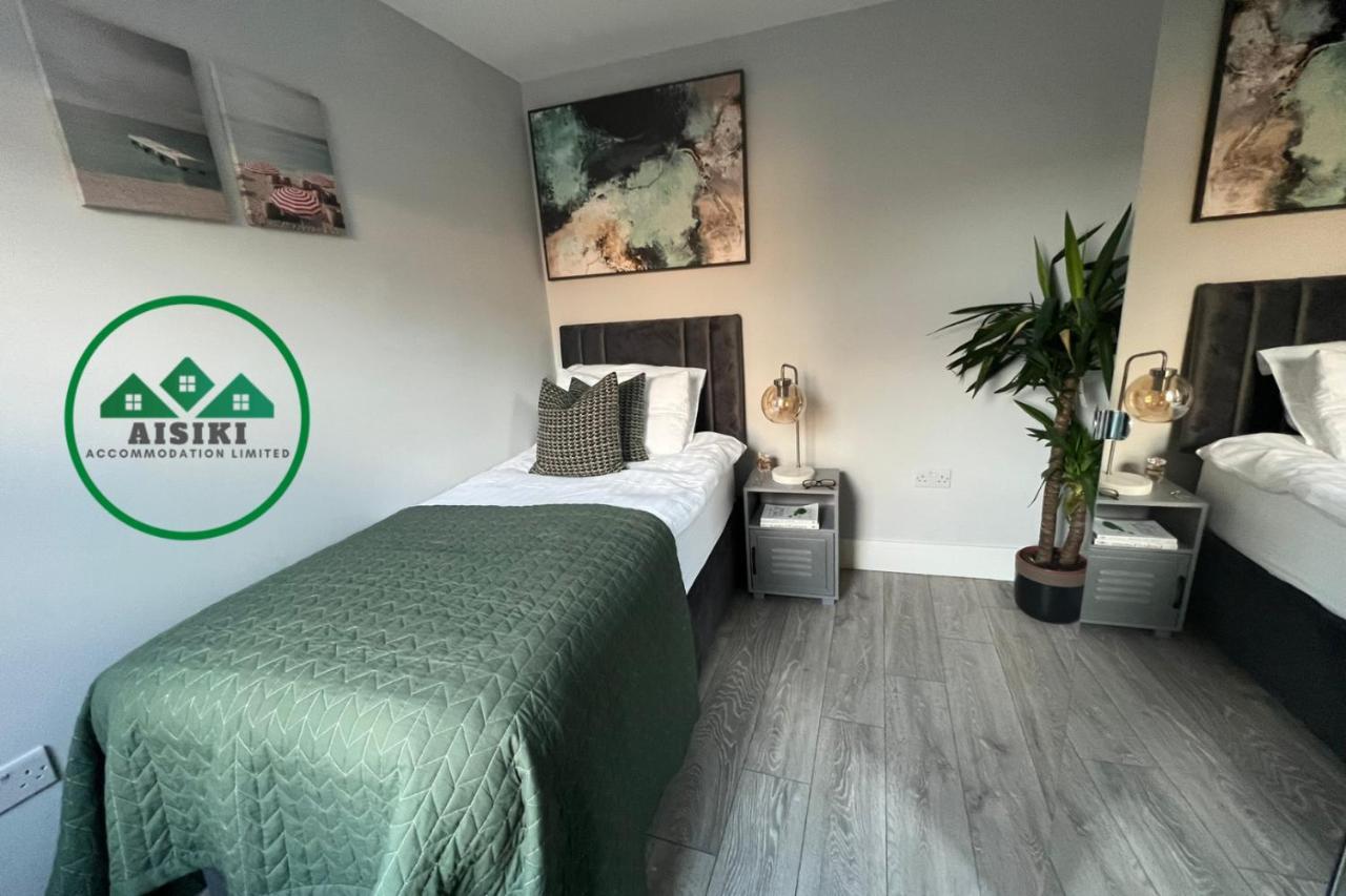 Aisiki Apartments At Stanhope Road, North Finchley, Airconditioned Multiple 2 Or 3-Bedroom, Pet-Friendly Duplex Flats, King Or Twin Beds, Airconditioned & Free Wi-Fi Exteriér fotografie