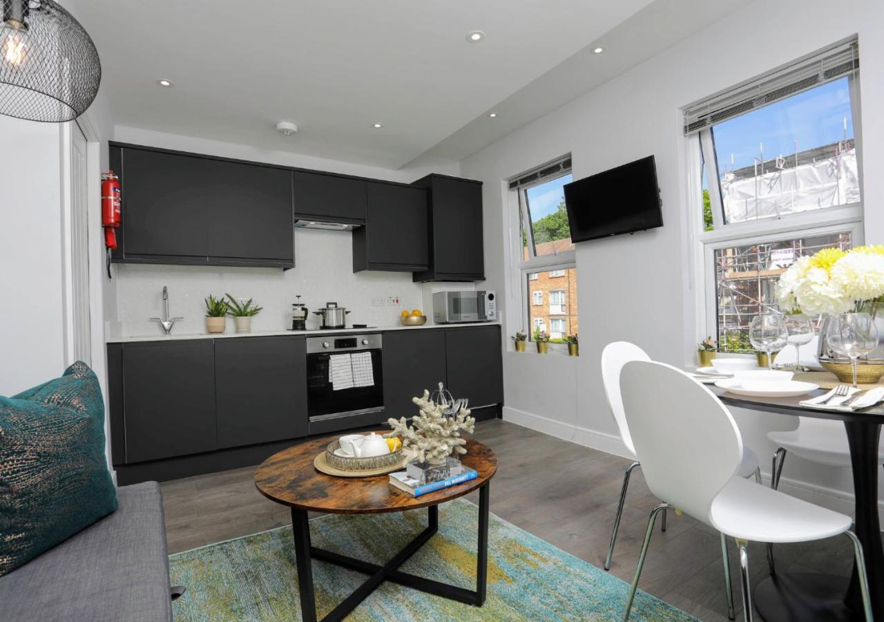 Aisiki Apartments At Stanhope Road, North Finchley, Airconditioned Multiple 2 Or 3-Bedroom, Pet-Friendly Duplex Flats, King Or Twin Beds, Airconditioned & Free Wi-Fi Exteriér fotografie