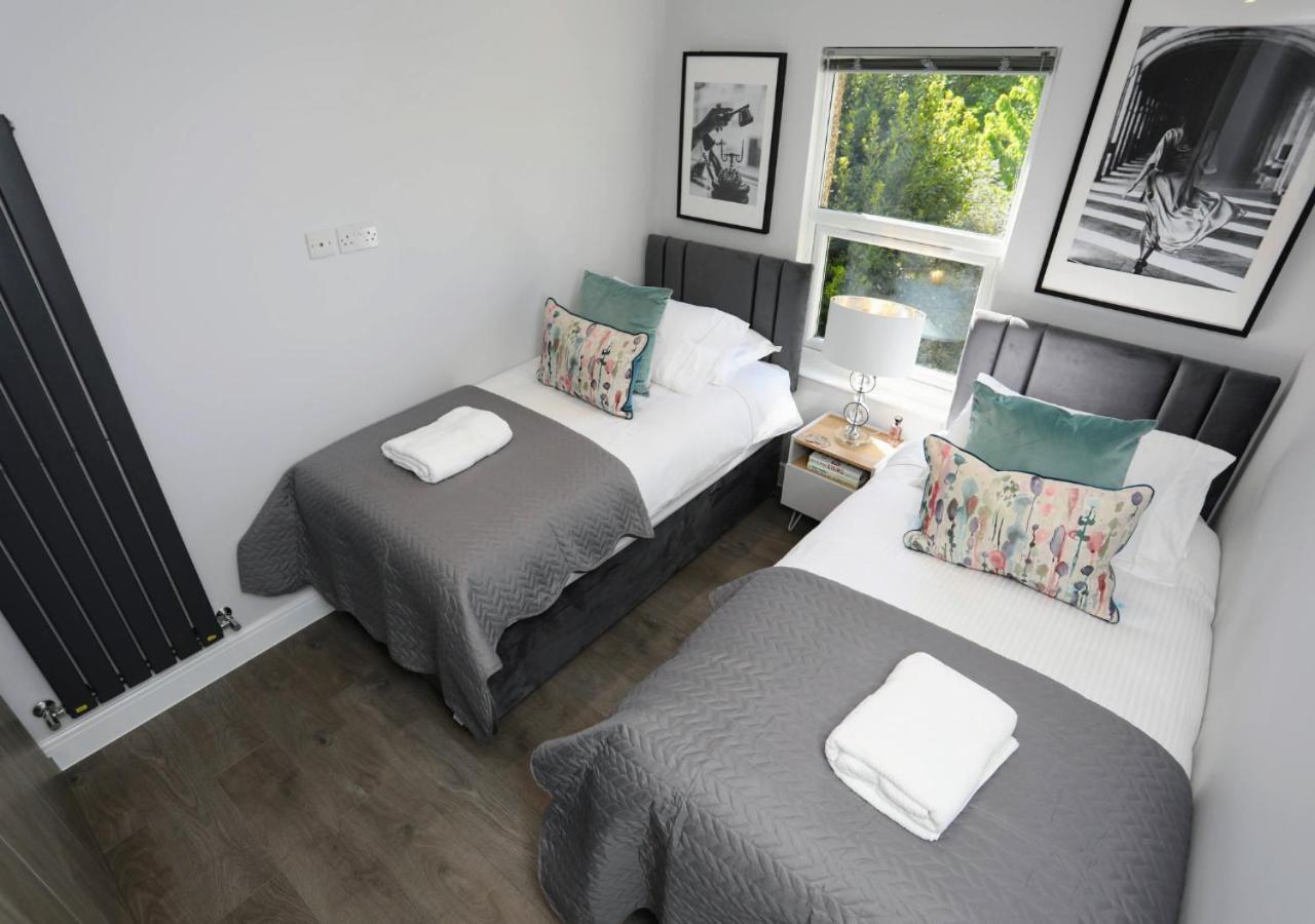 Aisiki Apartments At Stanhope Road, North Finchley, Airconditioned Multiple 2 Or 3-Bedroom, Pet-Friendly Duplex Flats, King Or Twin Beds, Airconditioned & Free Wi-Fi Exteriér fotografie