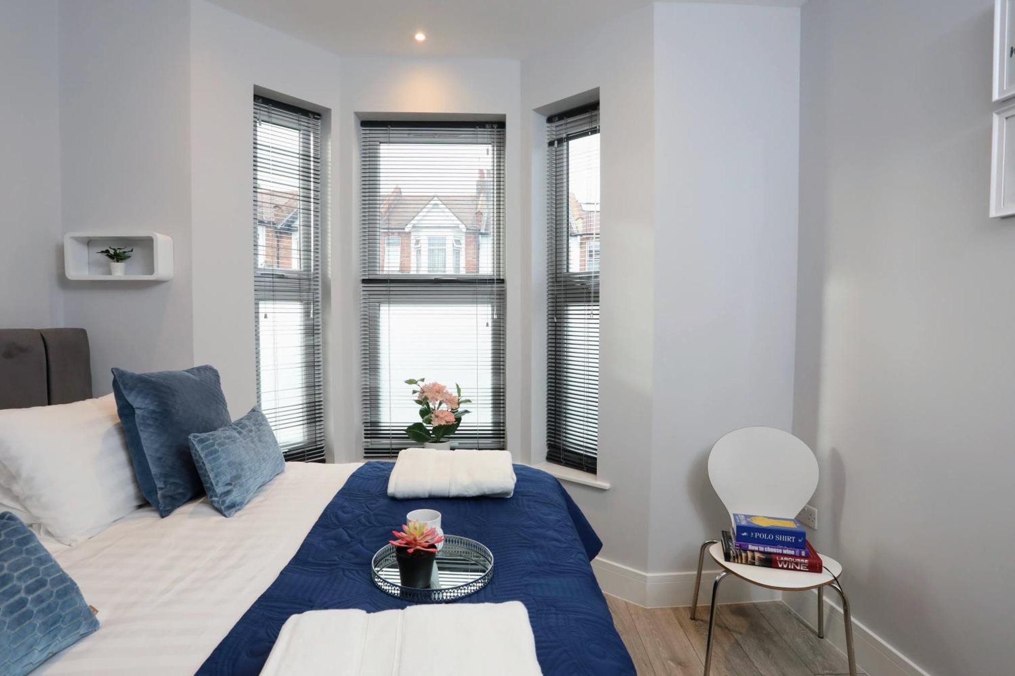 Aisiki Apartments At Stanhope Road, North Finchley, Airconditioned Multiple 2 Or 3-Bedroom, Pet-Friendly Duplex Flats, King Or Twin Beds, Airconditioned & Free Wi-Fi Exteriér fotografie